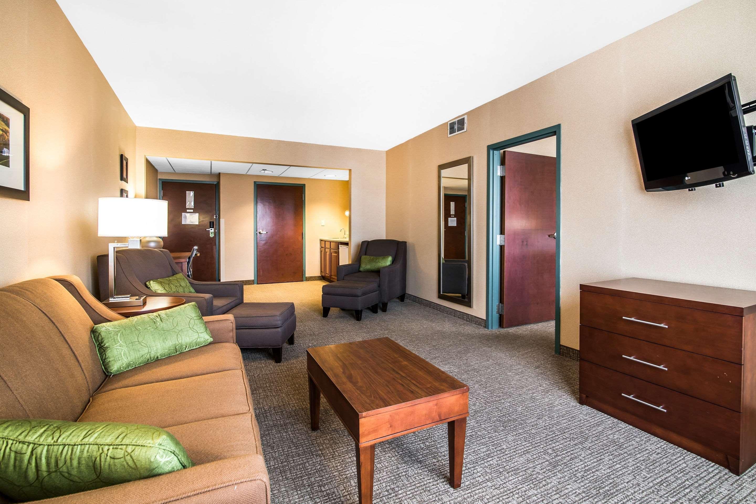 Towanda Quality Inn & Suites מראה חיצוני תמונה