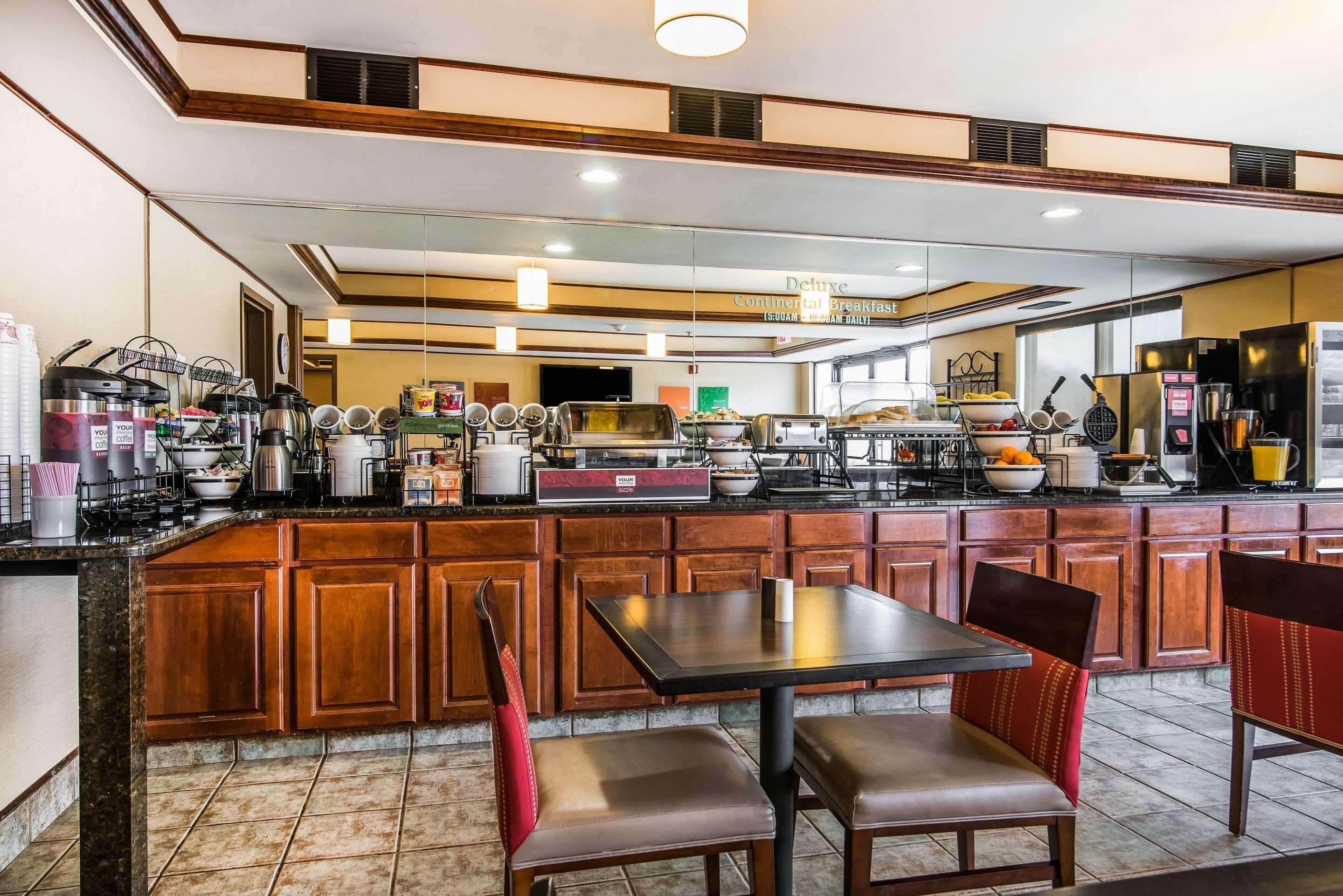 Towanda Quality Inn & Suites מראה חיצוני תמונה