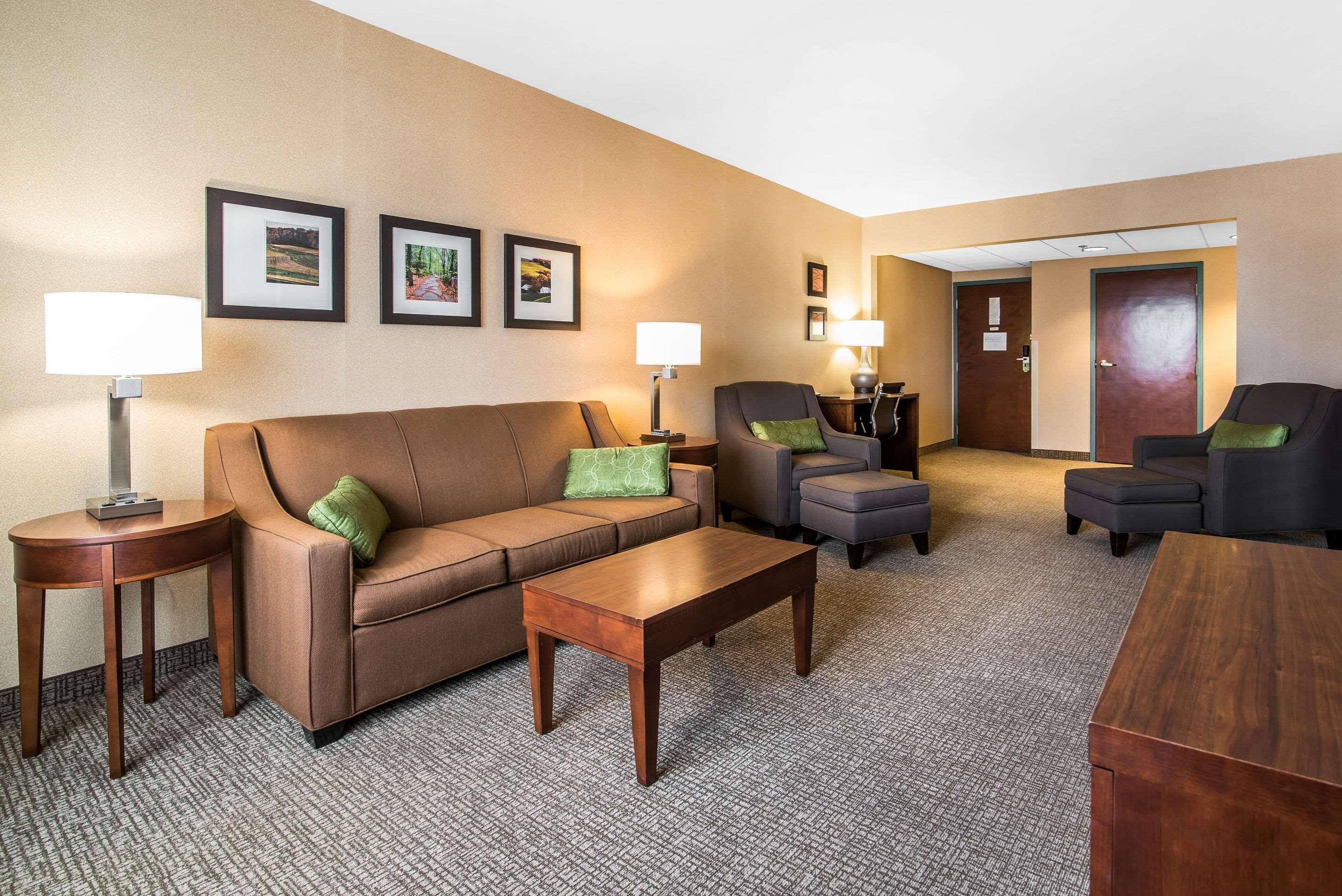 Towanda Quality Inn & Suites מראה חיצוני תמונה